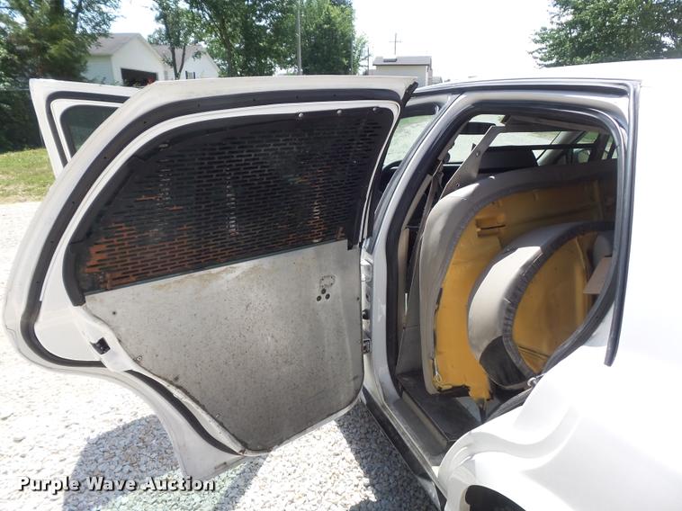 image for item K7601 2008 Ford Crown Victoria Police Interceptor