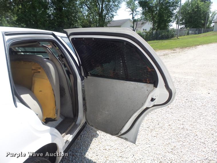 image for item K7601 2008 Ford Crown Victoria Police Interceptor