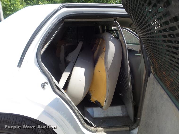 image for item K7601 2008 Ford Crown Victoria Police Interceptor