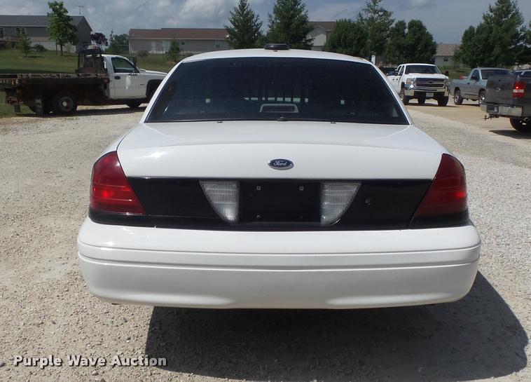 image for item K7603 2008 Ford Crown Victoria Police Interceptor