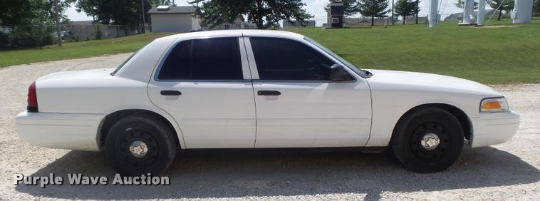 image for item K7603 2008 Ford Crown Victoria Police Interceptor