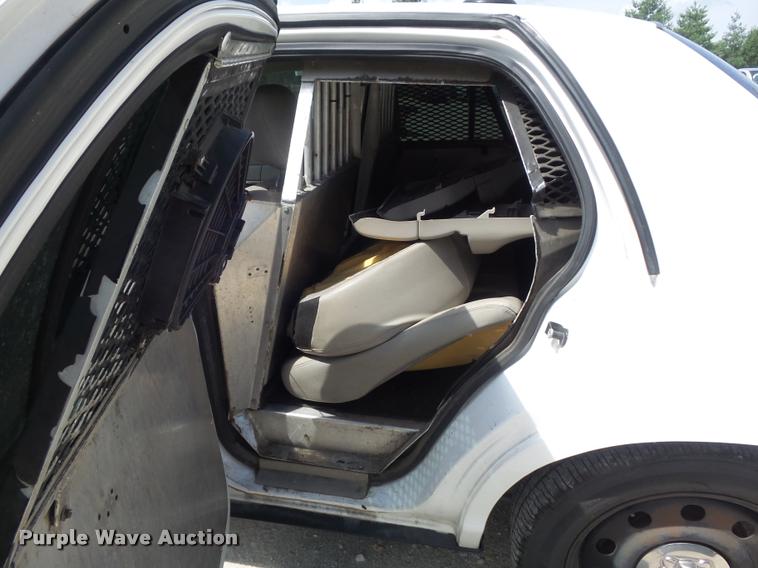 image for item K7603 2008 Ford Crown Victoria Police Interceptor