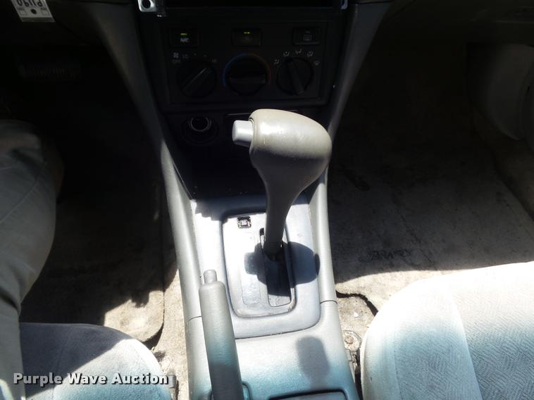 image for item K7605 2000 Toyota Camry