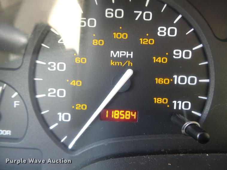 image for item K7606 2002 Saturn SL