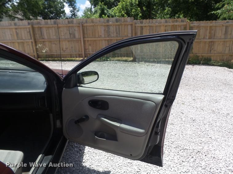 image for item K7606 2002 Saturn SL