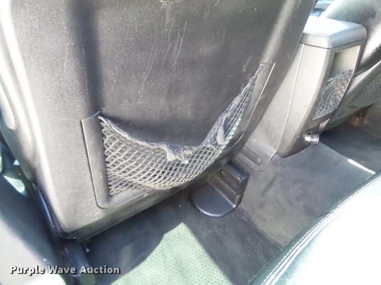 image for item K7647 2004 Cadillac SRX SUV