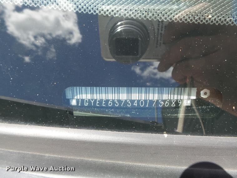 image for item K7647 2004 Cadillac SRX SUV