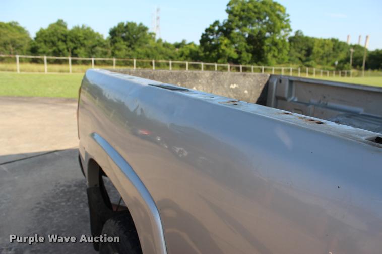 image for item L3167 2007 Chevrolet Silverado Classic 2500HD Ext. Cab pickup truck