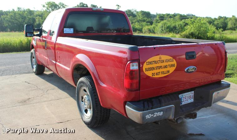 image for item L3168 2009 Ford F350 Super Duty XLT SuperCab pickup truck