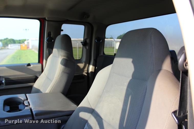 image for item L3168 2009 Ford F350 Super Duty XLT SuperCab pickup truck