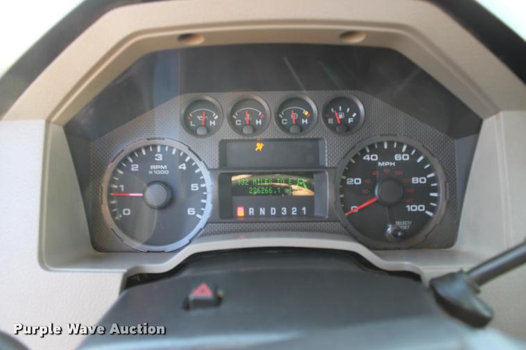 image for item L3168 2009 Ford F350 Super Duty XLT SuperCab pickup truck