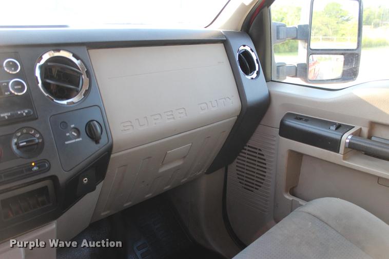 image for item L3168 2009 Ford F350 Super Duty XLT SuperCab pickup truck