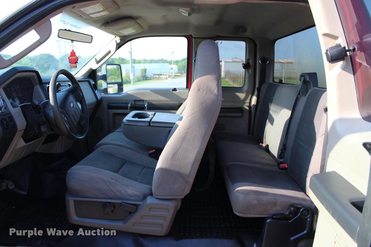 image for item L3168 2009 Ford F350 Super Duty XLT SuperCab pickup truck