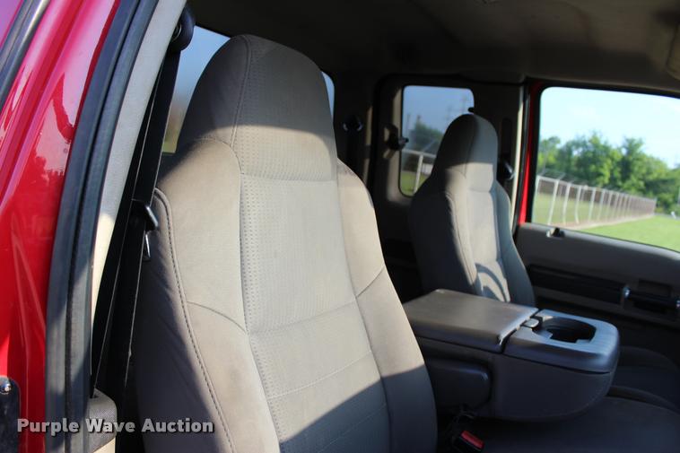 image for item L3168 2009 Ford F350 Super Duty XLT SuperCab pickup truck