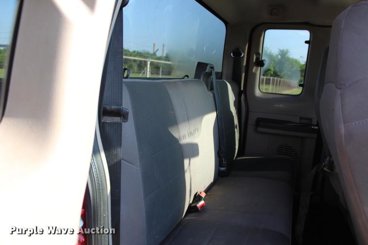 image for item L3168 2009 Ford F350 Super Duty XLT SuperCab pickup truck