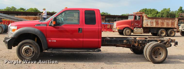 image for item L3174 2011 Ford F550 Super Duty XLT SuperCab truck cab and chassis