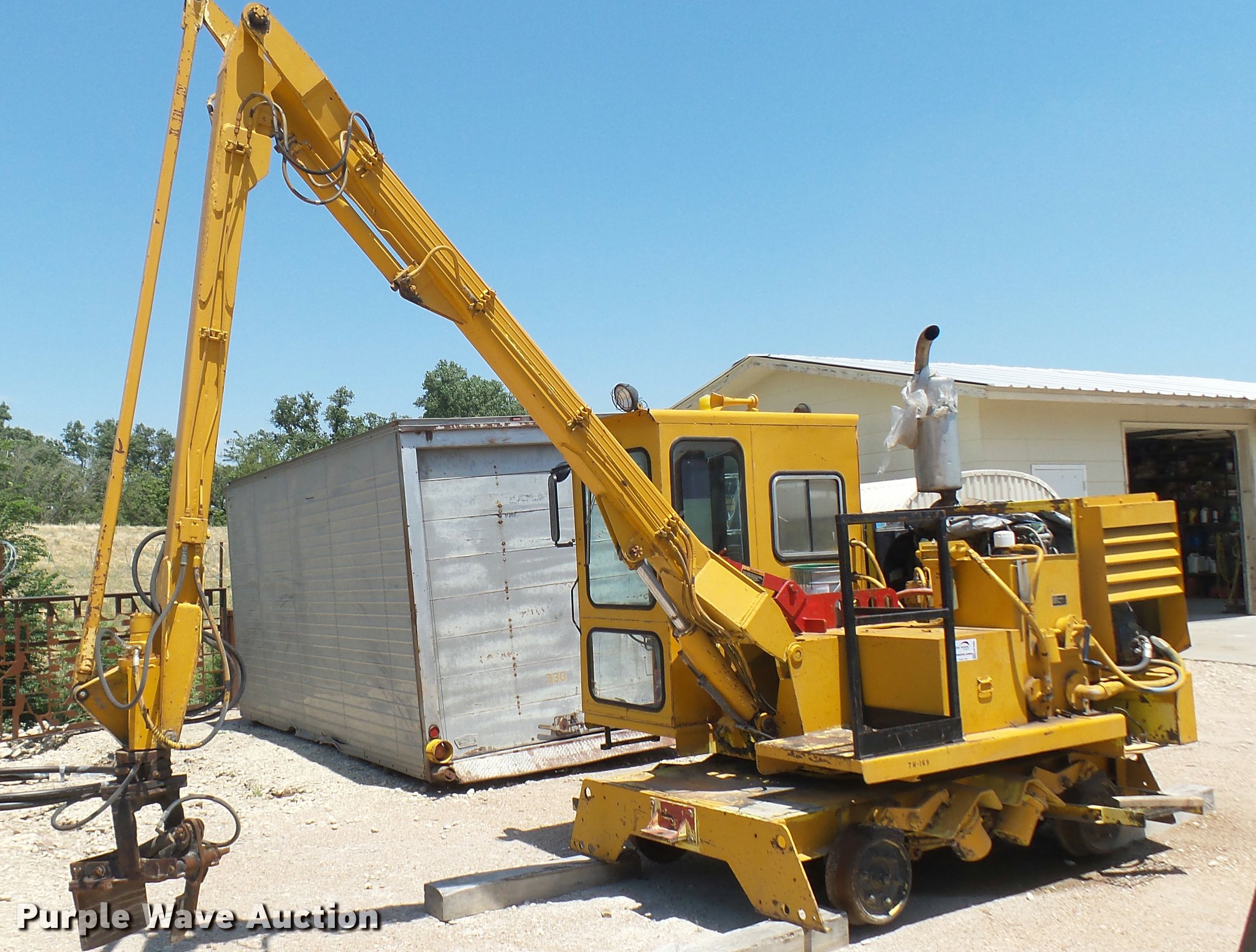Fairmont Railway Motors railroad tie crane in Halstead, KS Item