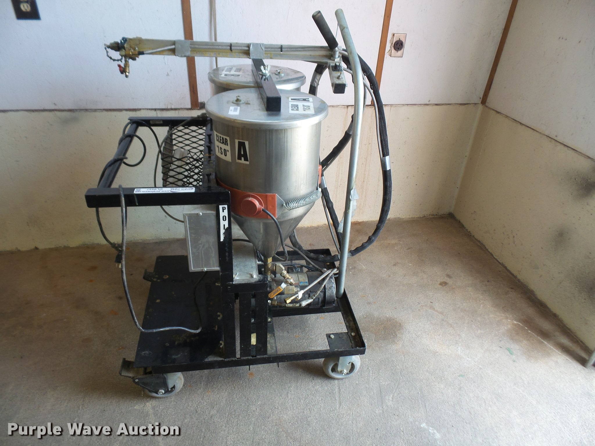 HiTech SB2005 polyurethane joint filler pump in McLouth, KS Item