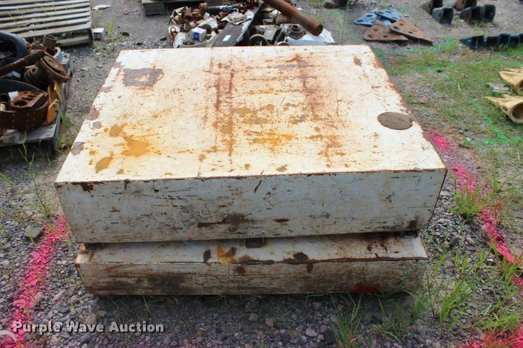 image for item BE9481 (2) Weather Guard Rat Pack tool boxes