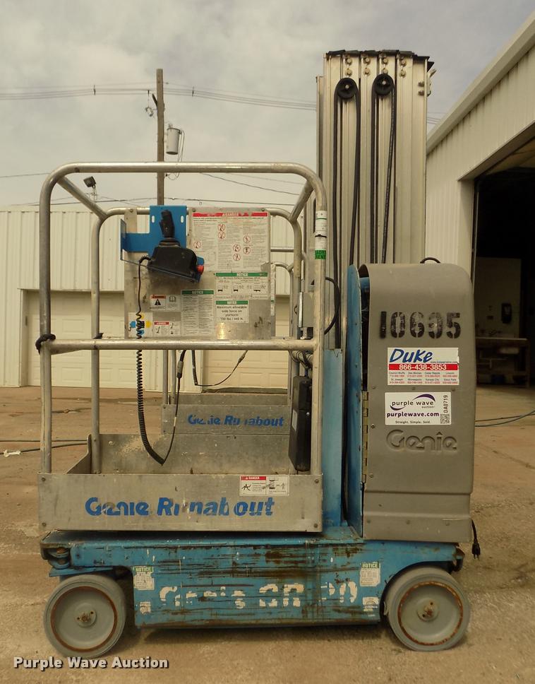 image for item DA0719 2008 Genie GR20 vertical lift