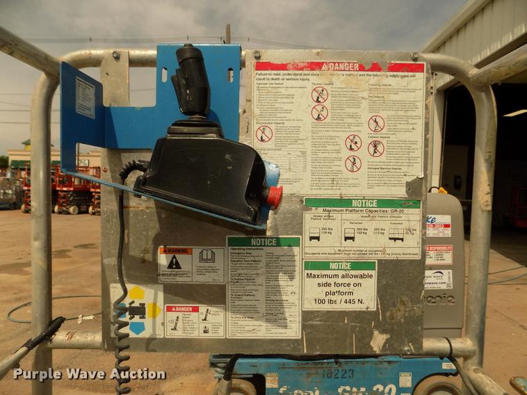 image for item DA0719 2008 Genie GR20 vertical lift
