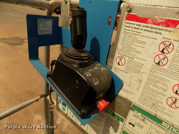 image for item DA0719 2008 Genie GR20 vertical lift