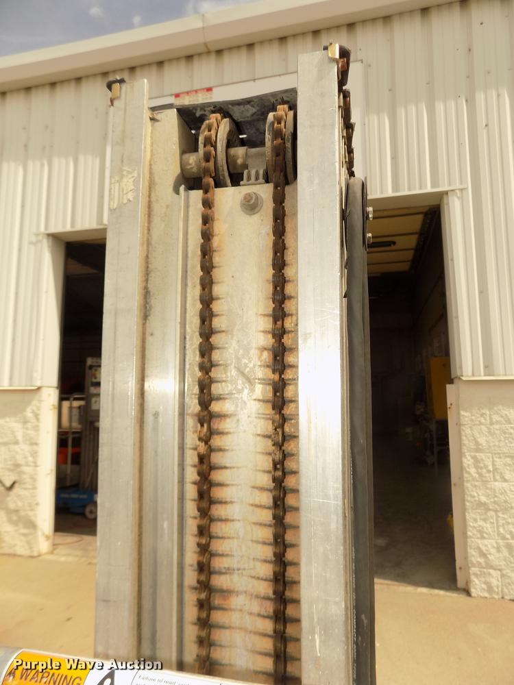 image for item DA0719 2008 Genie GR20 vertical lift