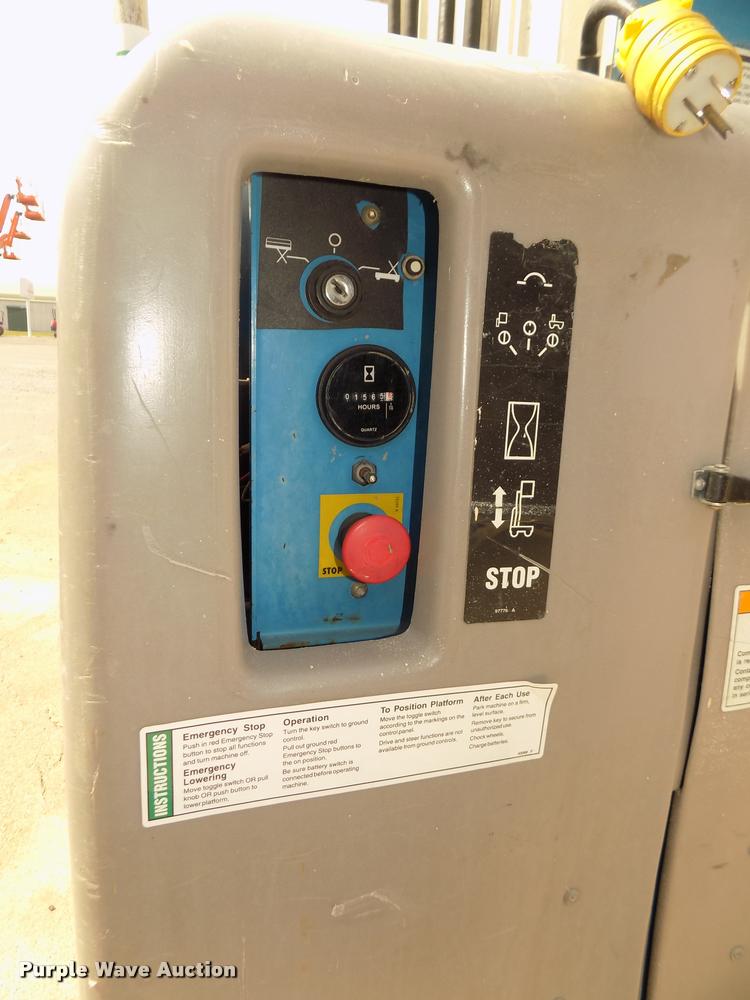 image for item DA0719 2008 Genie GR20 vertical lift