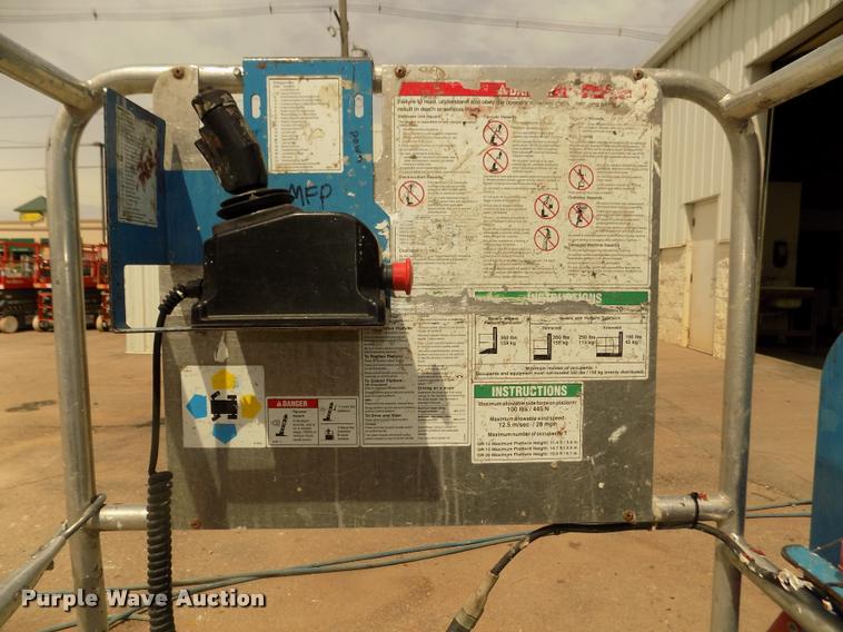 image for item DA0720 2007 Genie GR20 vertical lift