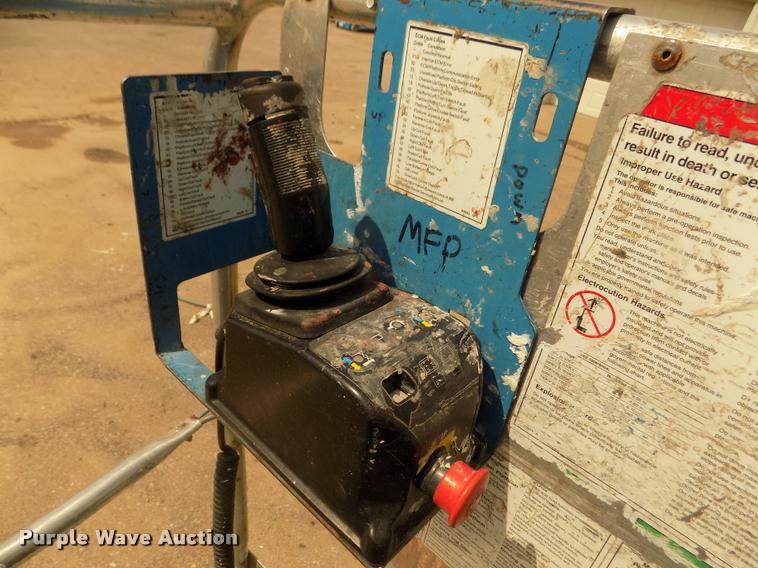 image for item DA0720 2007 Genie GR20 vertical lift