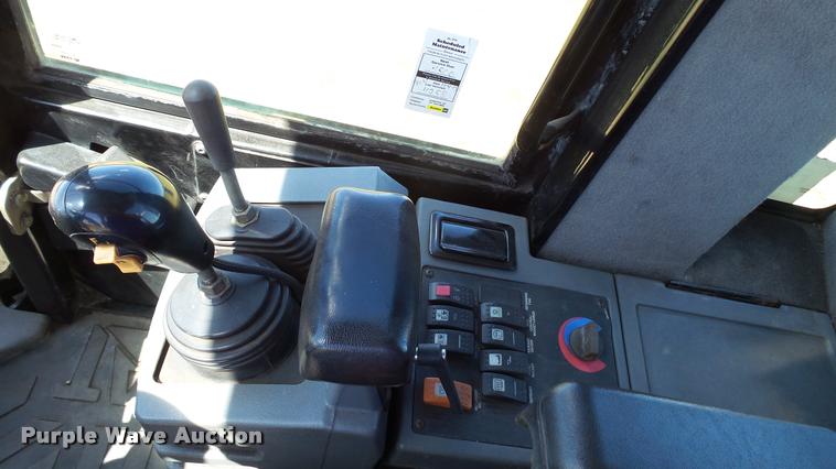 image for item DA1085 2005 Caterpillar 930G wheel loader