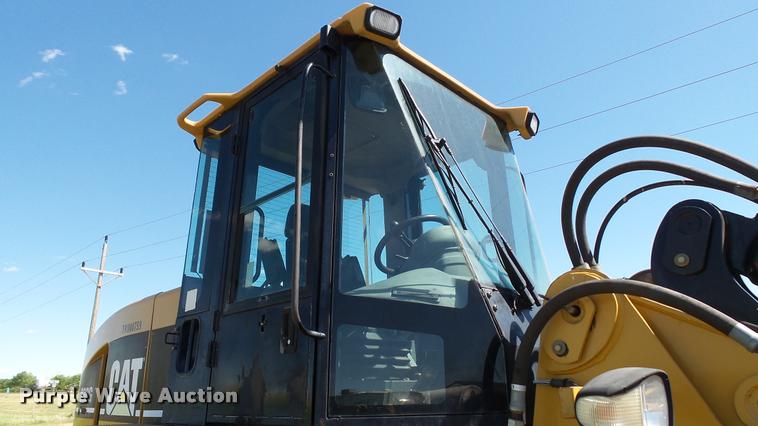image for item DA1085 2005 Caterpillar 930G wheel loader