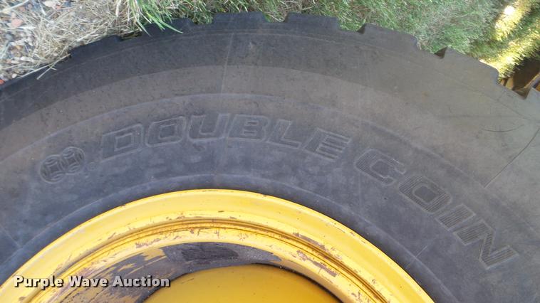 image for item DA1085 2005 Caterpillar 930G wheel loader