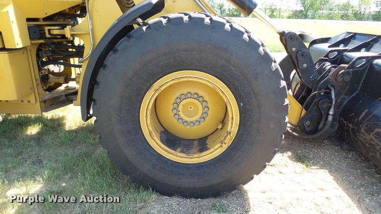 image for item DA1085 2005 Caterpillar 930G wheel loader
