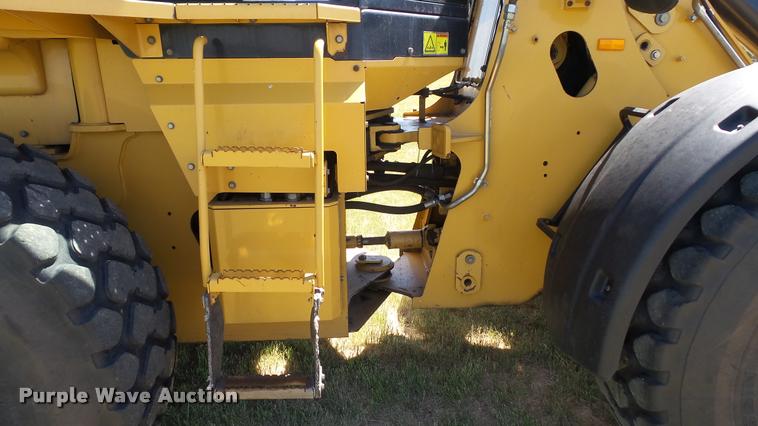 image for item DA1085 2005 Caterpillar 930G wheel loader