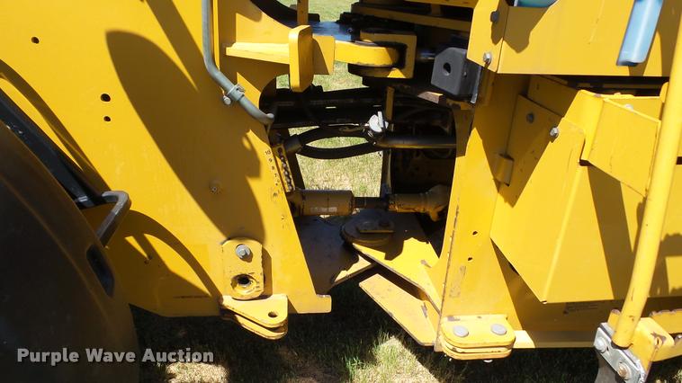 image for item DA1085 2005 Caterpillar 930G wheel loader