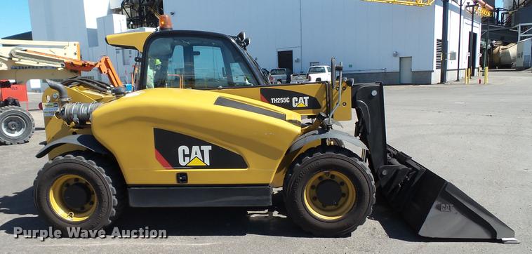 image for item DA1086 2014 Caterpillar TH255C telehandler