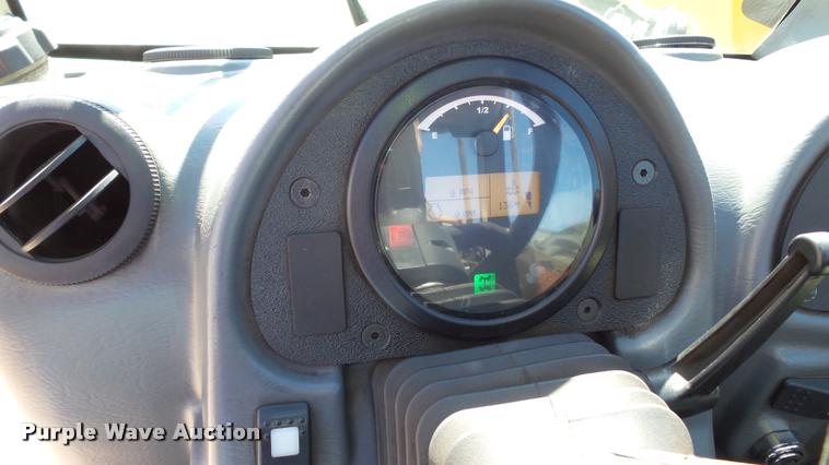 image for item DA1086 2014 Caterpillar TH255C telehandler