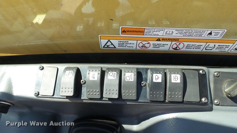 image for item DA1086 2014 Caterpillar TH255C telehandler