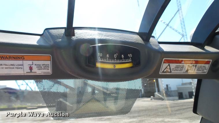 image for item DA1086 2014 Caterpillar TH255C telehandler