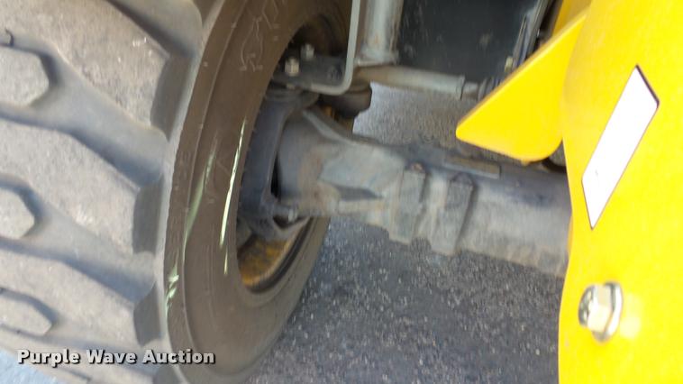 image for item DA1086 2014 Caterpillar TH255C telehandler