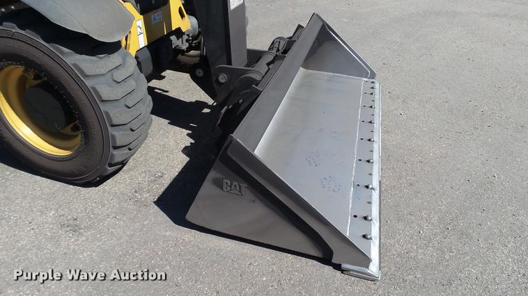 image for item DA1086 2014 Caterpillar TH255C telehandler