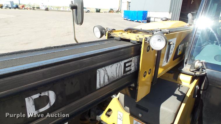 image for item DA1086 2014 Caterpillar TH255C telehandler