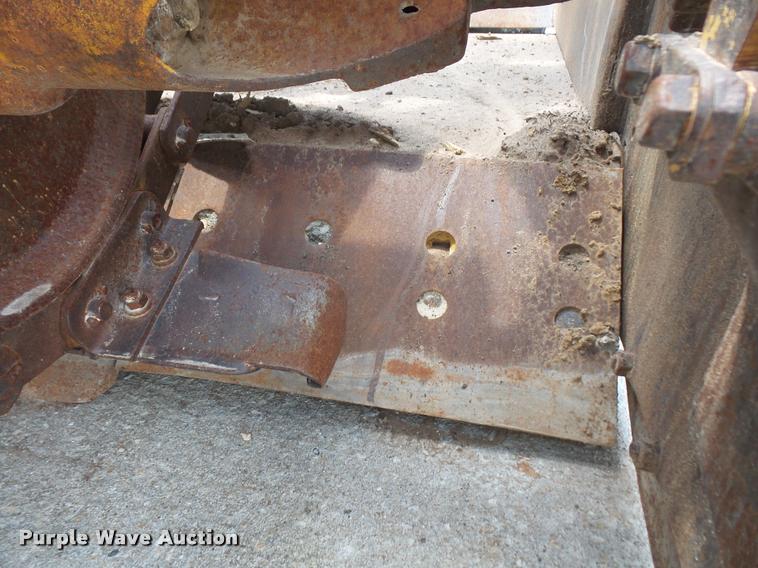 image for item DA1537 1994 Caterpillar 613C Series II elevating scraper