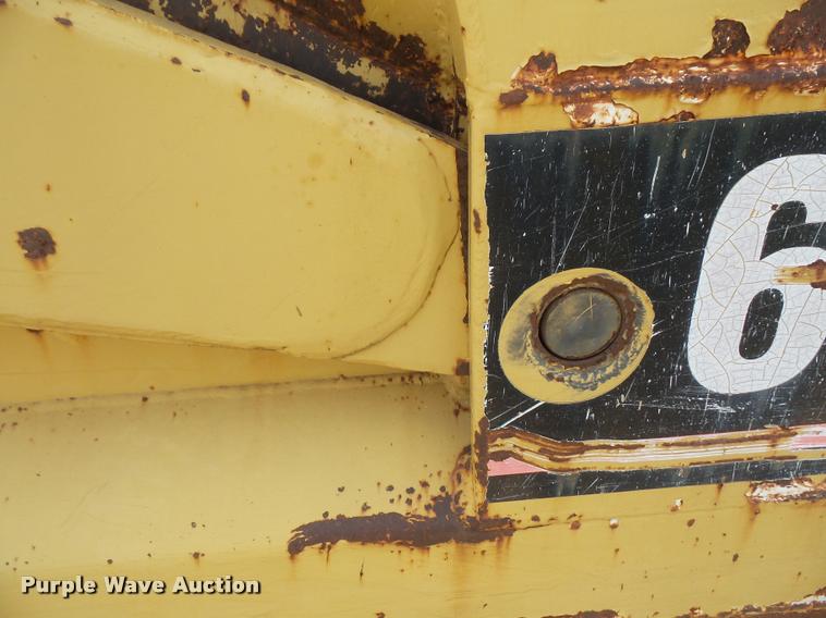 image for item DA1537 1994 Caterpillar 613C Series II elevating scraper