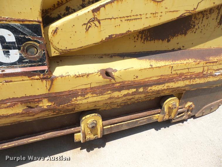 image for item DA1537 1994 Caterpillar 613C Series II elevating scraper