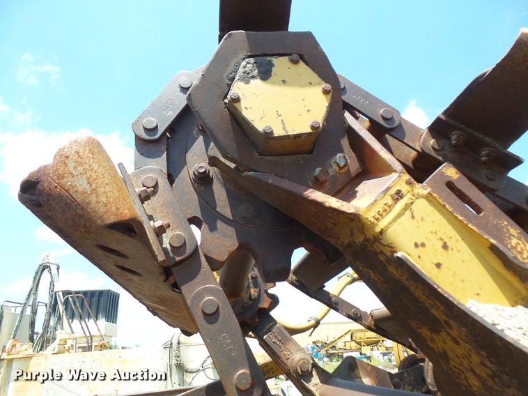image for item DA1537 1994 Caterpillar 613C Series II elevating scraper
