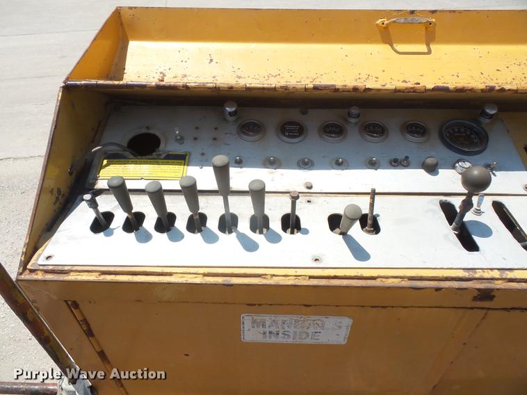 image for item DA1539 1986 Caterpillar PR-450 pavement profiler