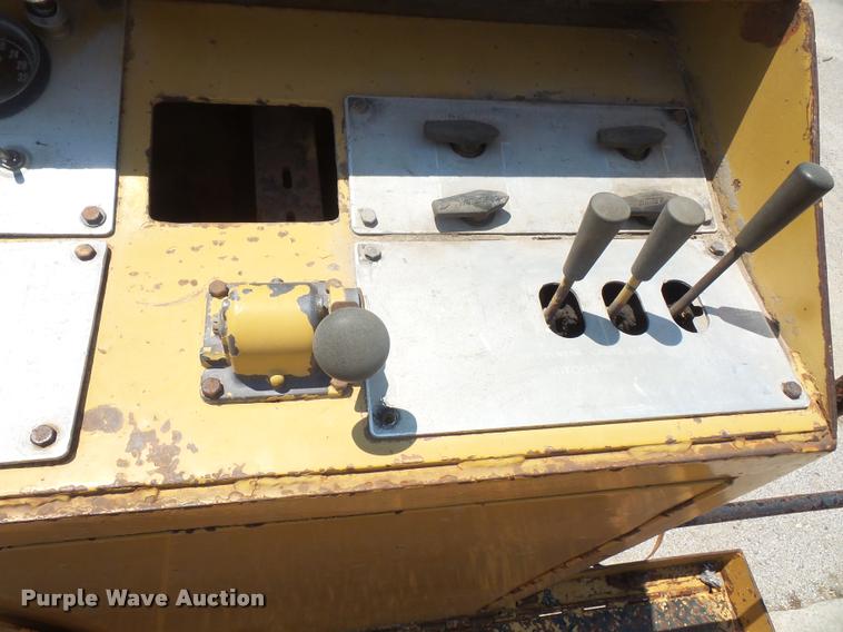 image for item DA1539 1986 Caterpillar PR-450 pavement profiler