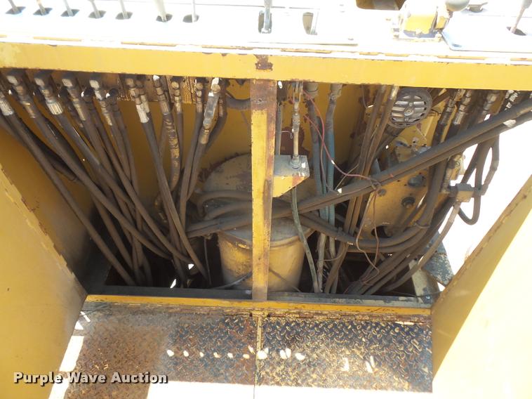 image for item DA1539 1986 Caterpillar PR-450 pavement profiler